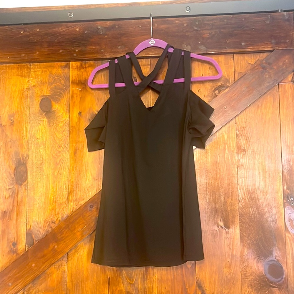 Black shirt with cap sleeves